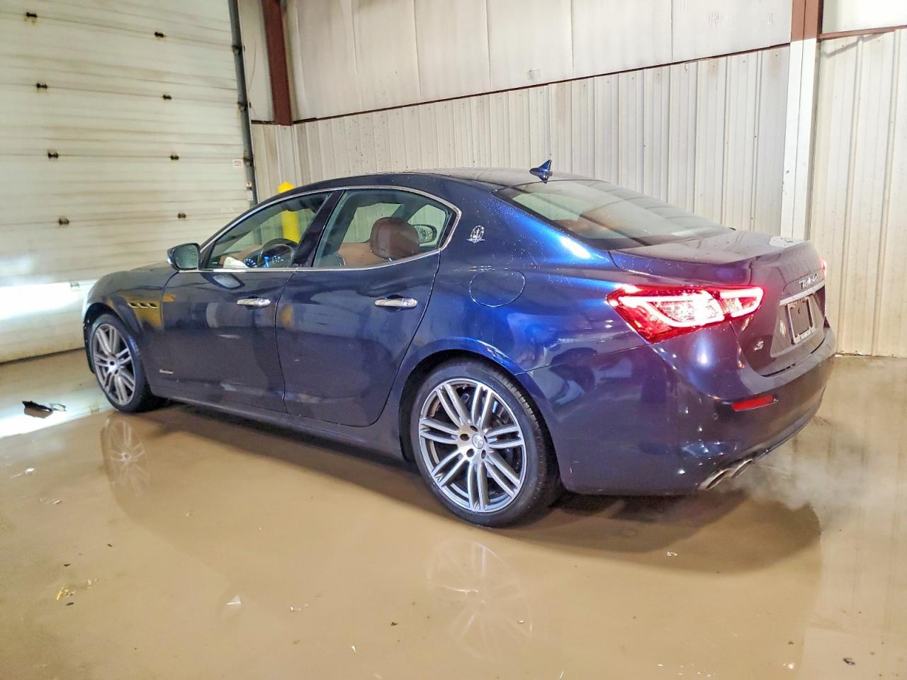 2019 Maserati Ghibli S - Image 2