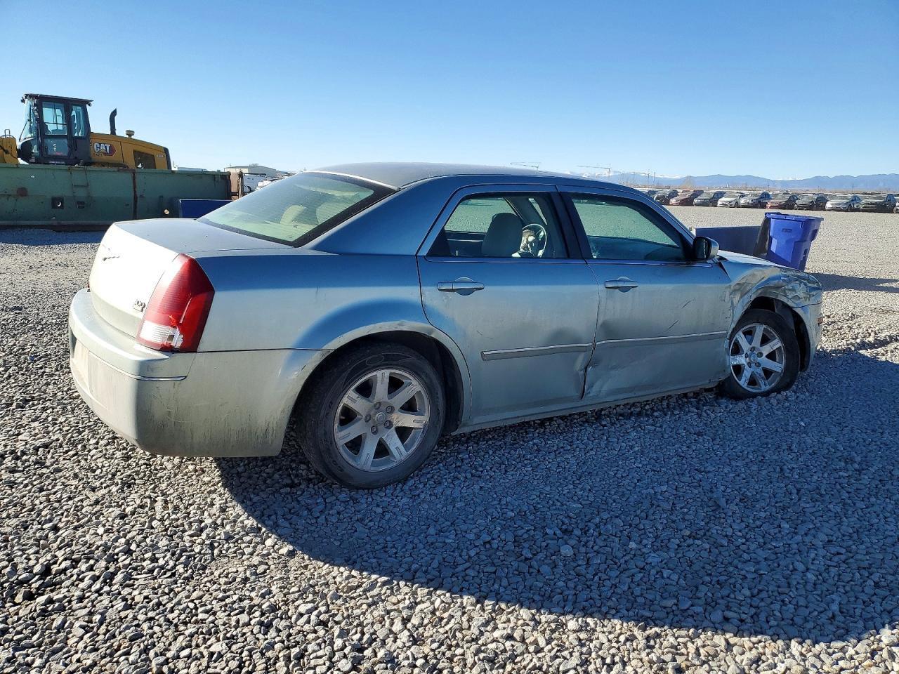 2006 Chrysler 300 Touring - Image 3