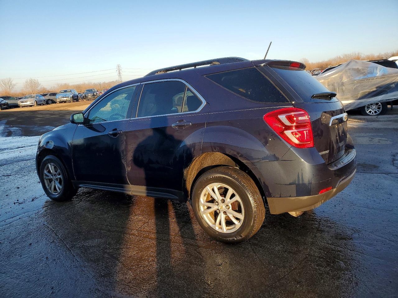 2017 Chevrolet Equinox Lt - Фото 2