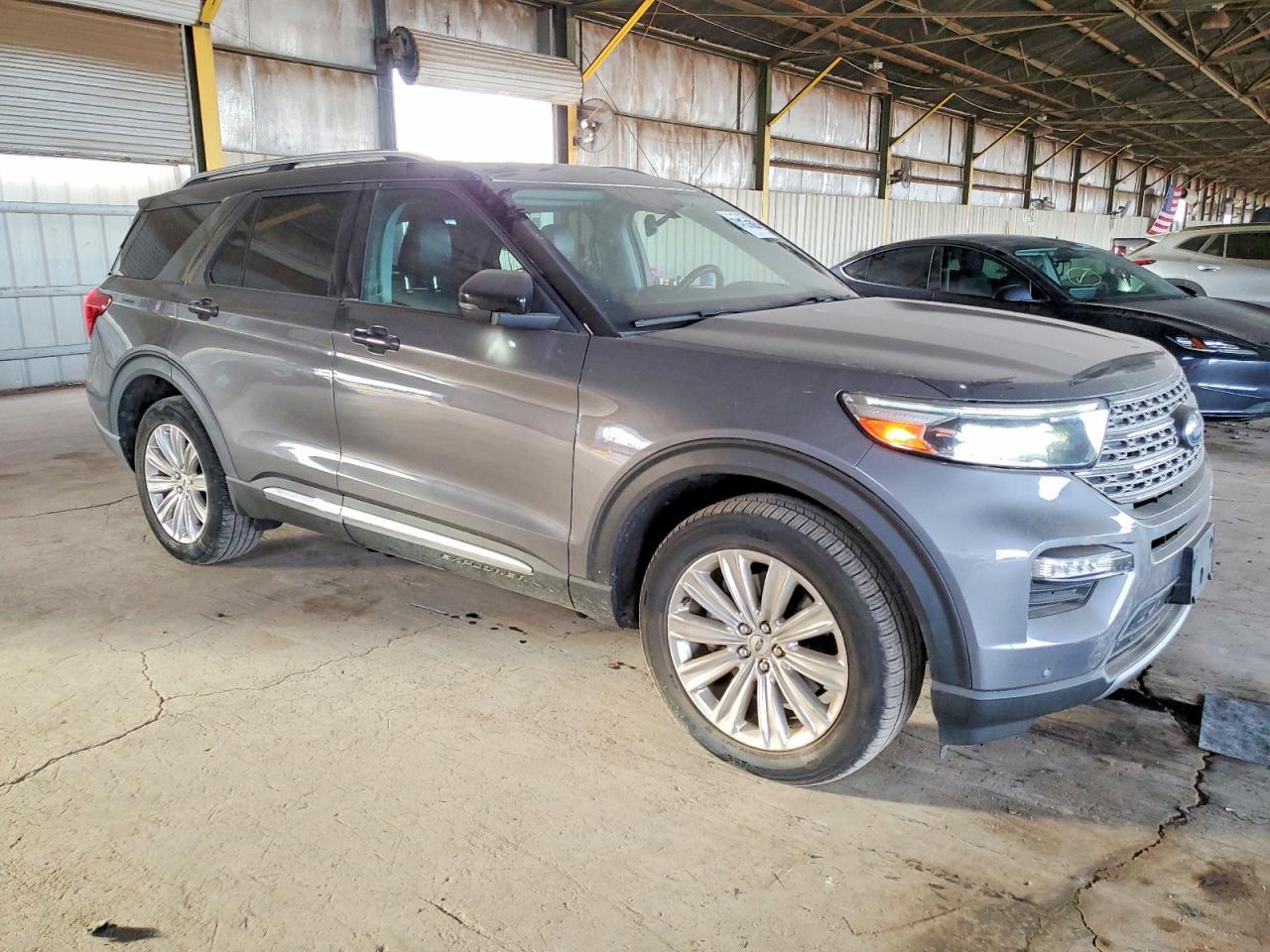 2021 Ford Explorer Limited - Image 4