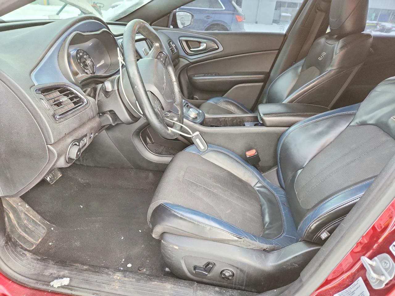 2015 Chrysler 200 S - Фото 7