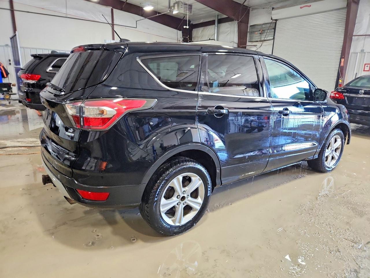2017 Ford Escape Se - Image 3
