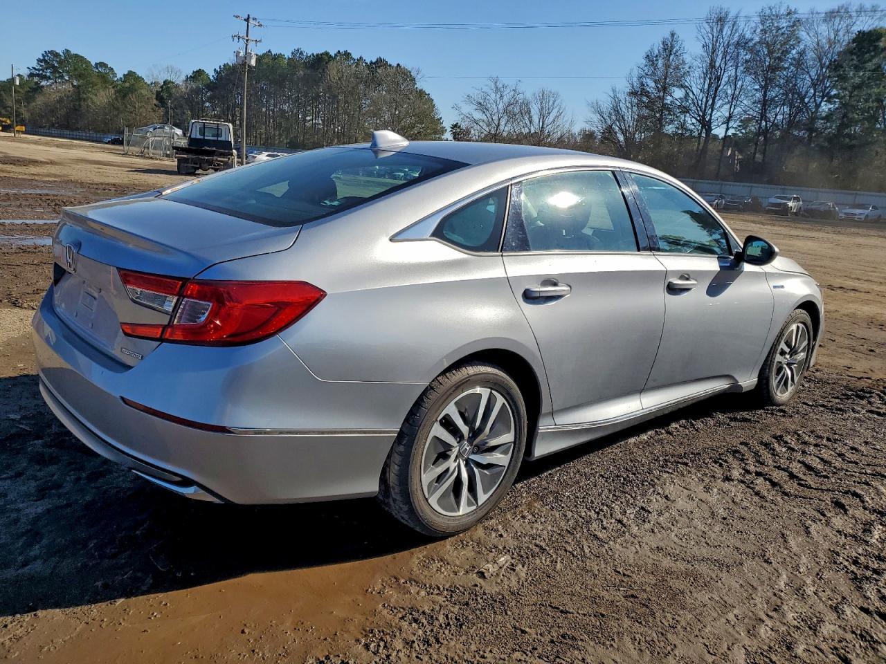 2021 Honda Accord Hybrid Ex - Image 3