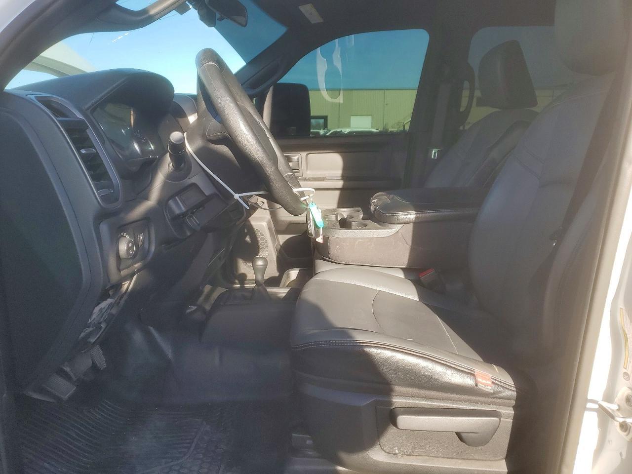 2023 Ram 2500 Tradesman - Фото 7