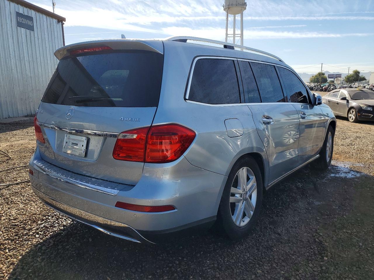 2014 Mercedes-Benz Gl 450 4Matic - Image 3