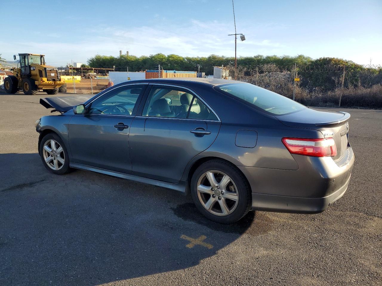 2007 Toyota Camry - Image 2