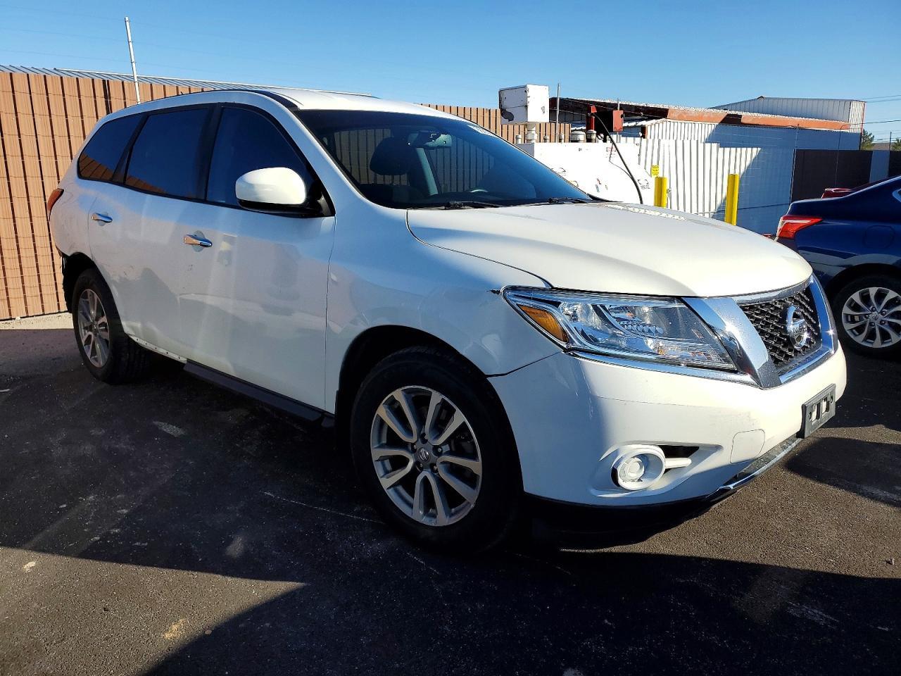 2014 Nissan Pathfinder S - Фото 4