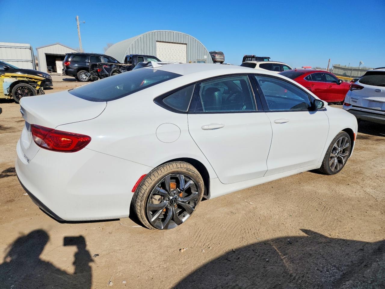 2016 Chrysler 200 S - Фото 3