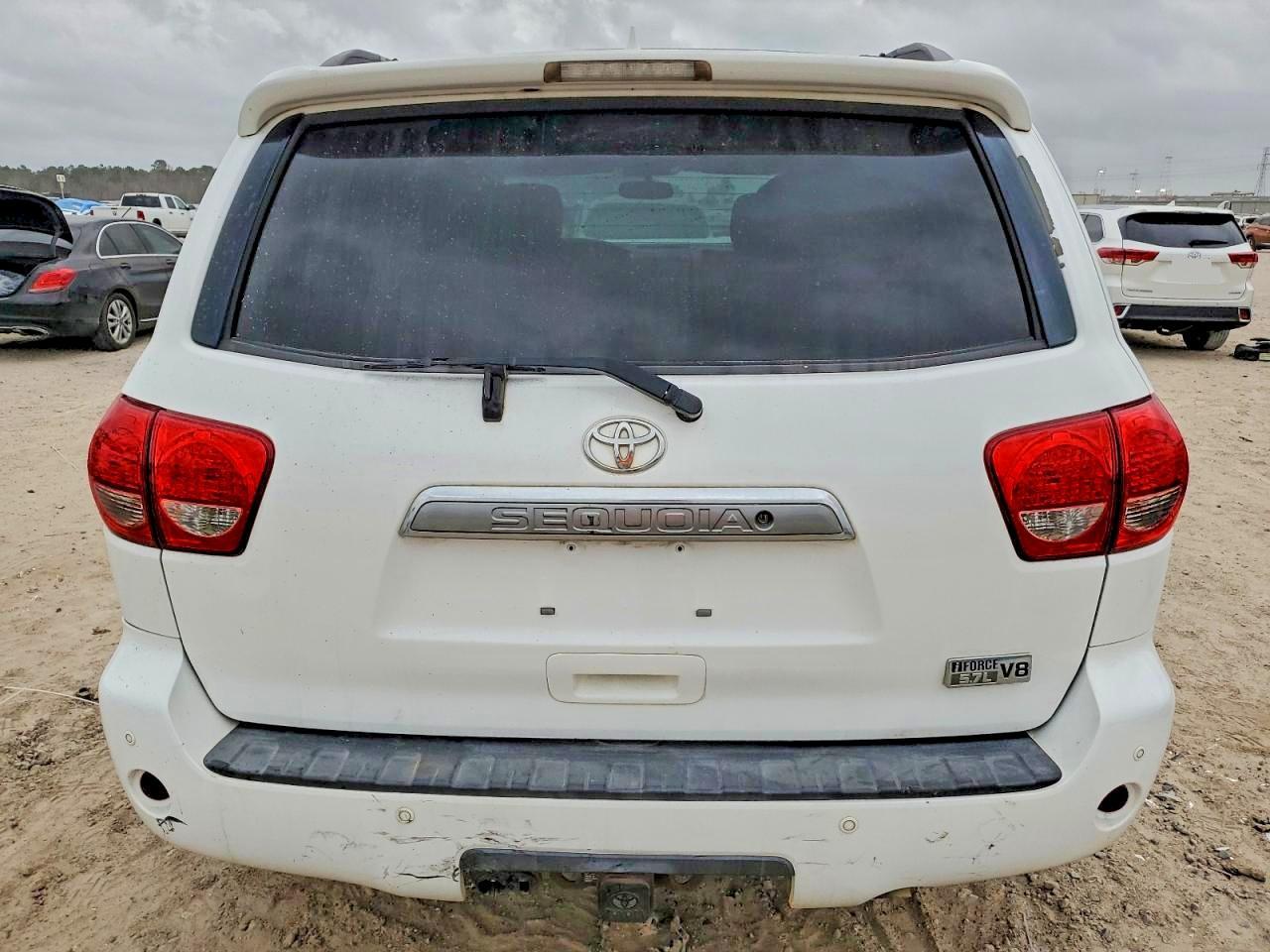 2013 Toyota Sequoia Limited - Image 6