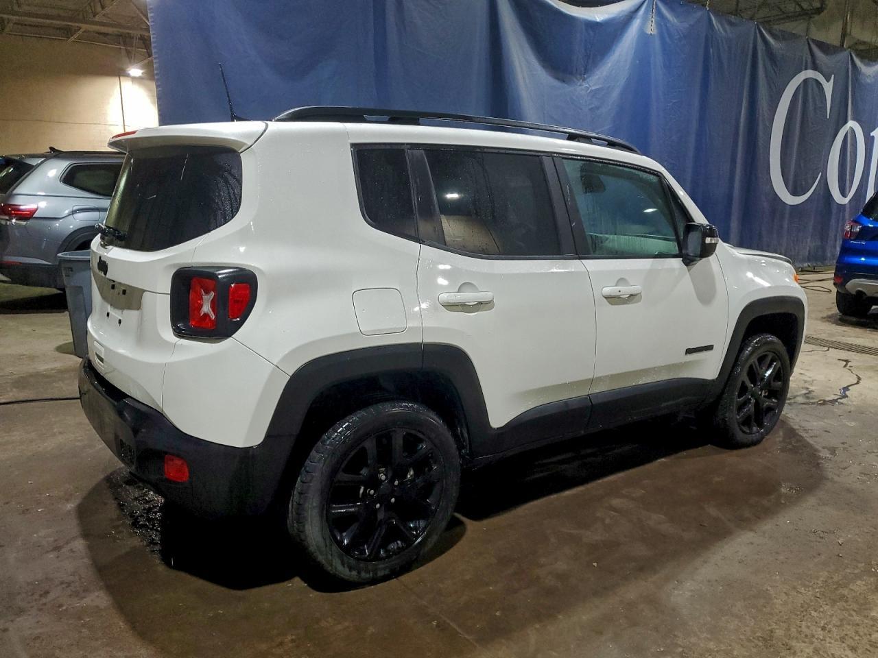 2023 Jeep Renegade Altitude - Image 3