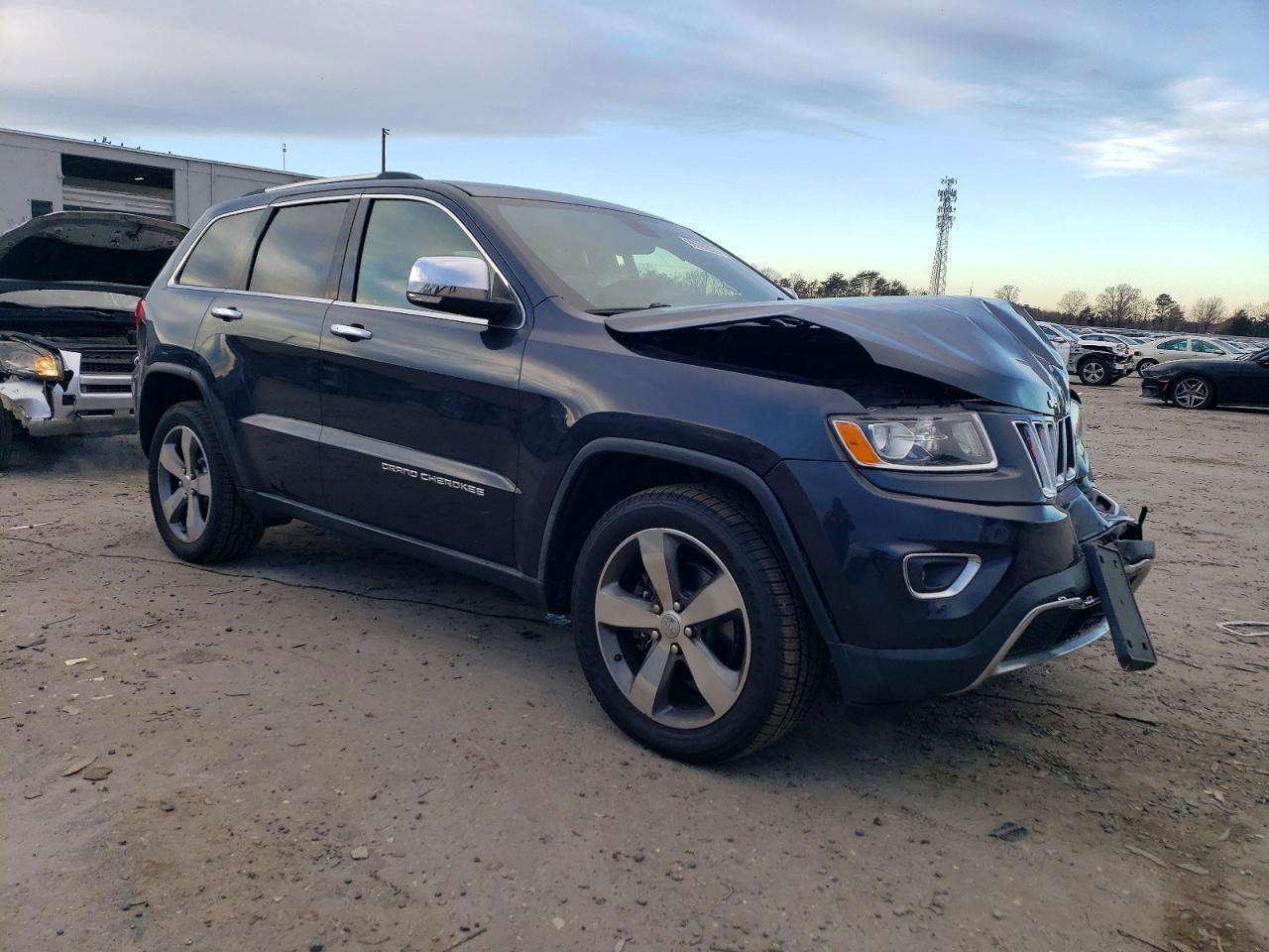 2015 Jeep Grand Cherokee Limited - Image 4