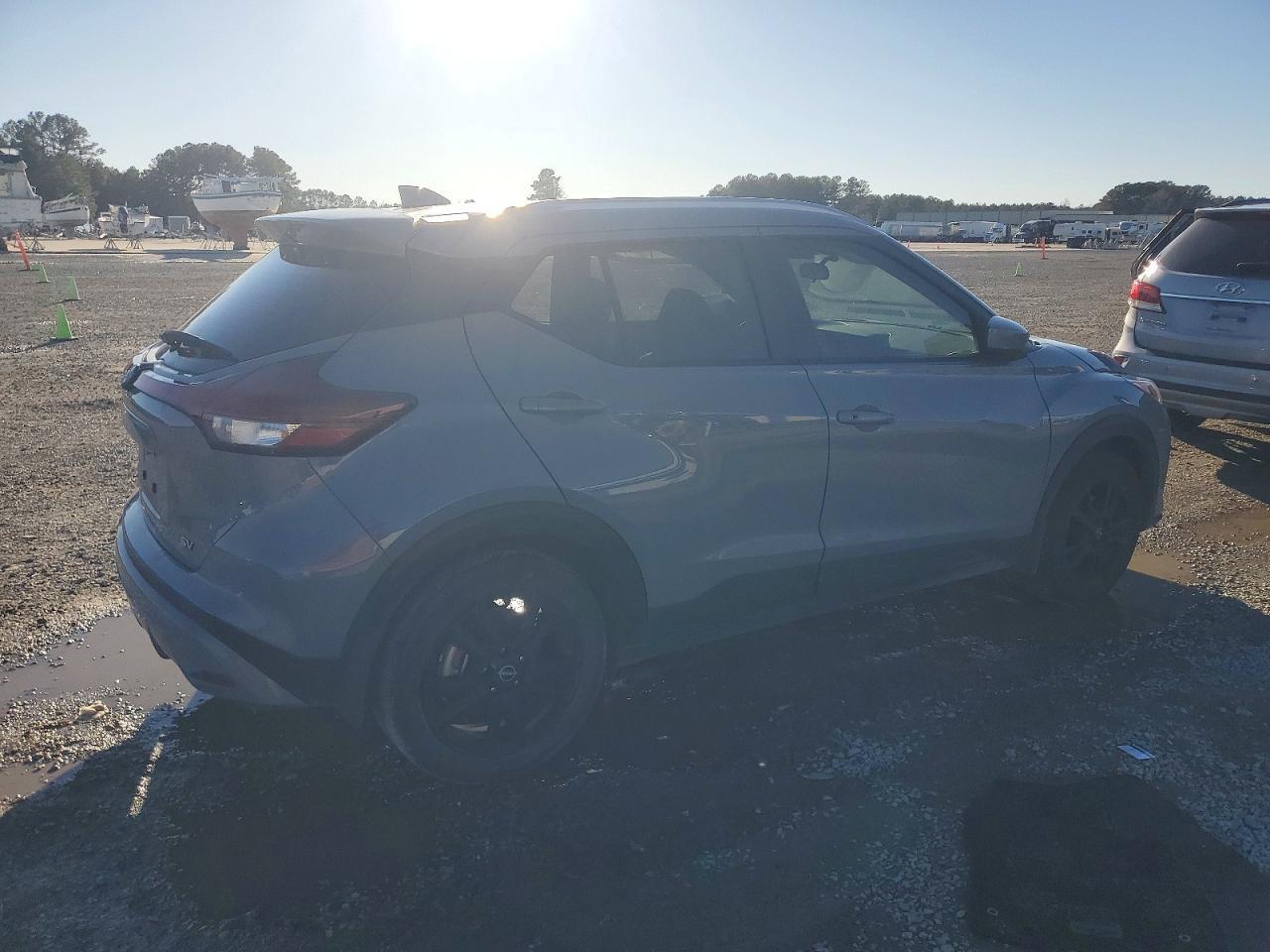 2024 Niss Kicks - Image 3