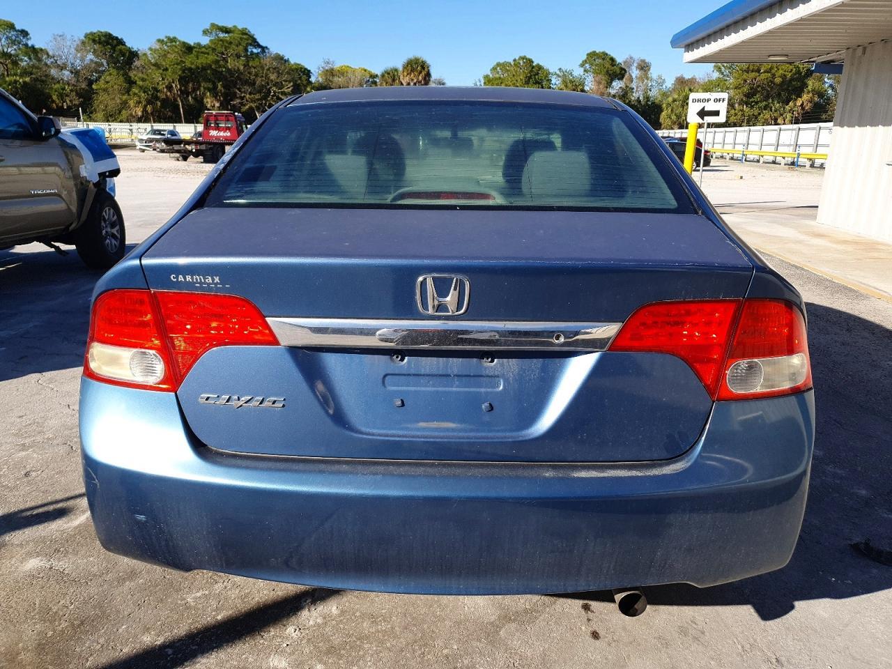 2010 Honda Civic Lx - Image 6