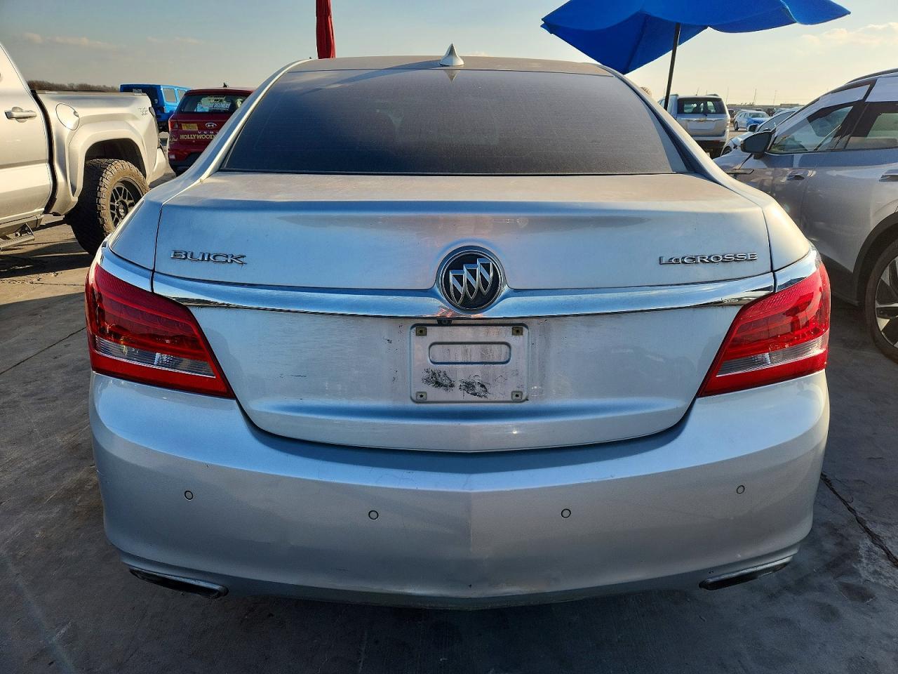 2016 Buick Lacrosse - Image 6