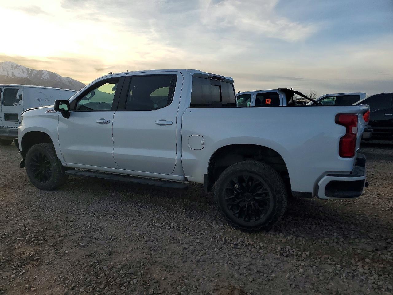 2021 Chevrolet Silverado K1500 Rst - Image 2