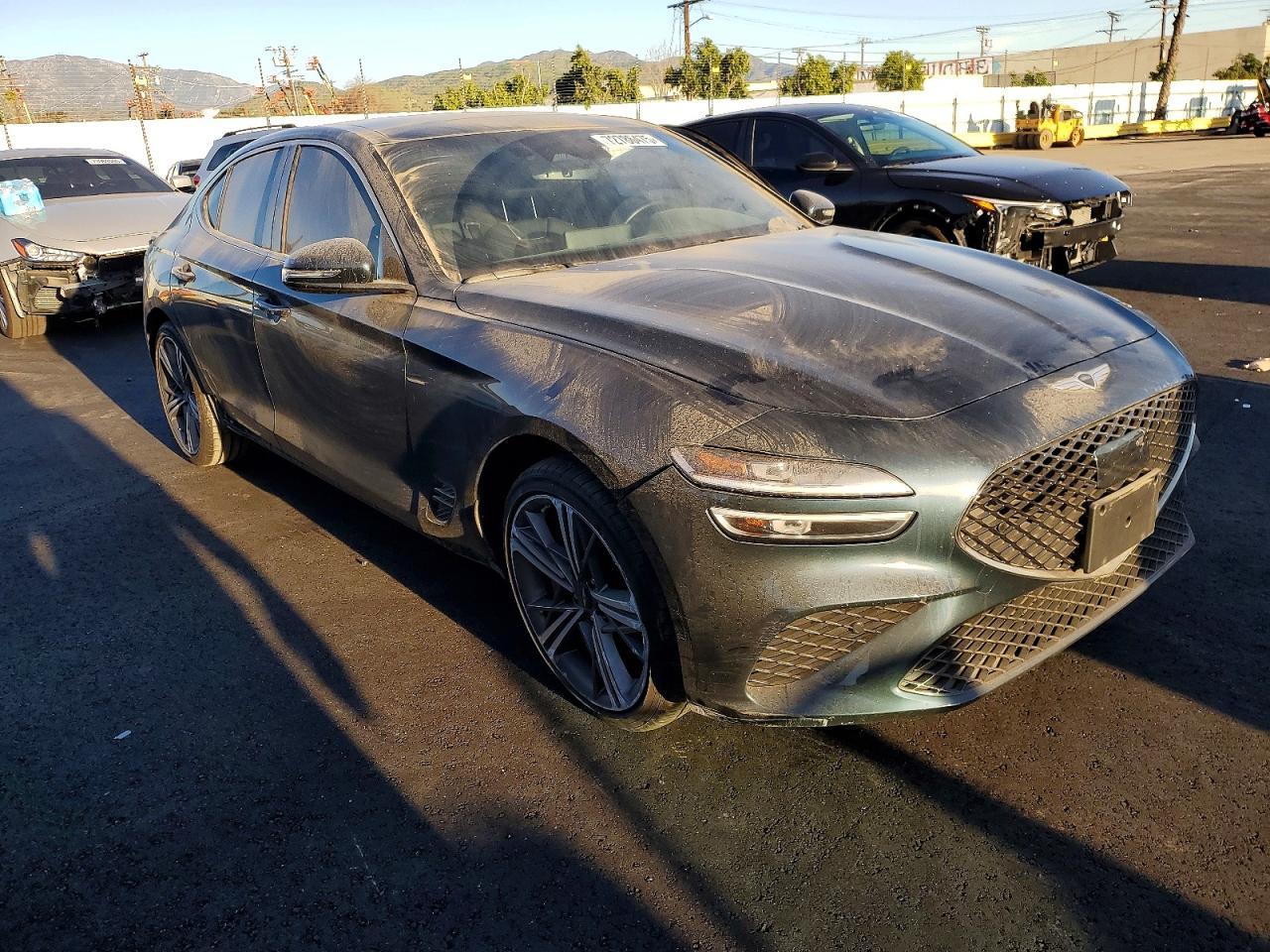 2025 Genesis G70 Base - Фото 4