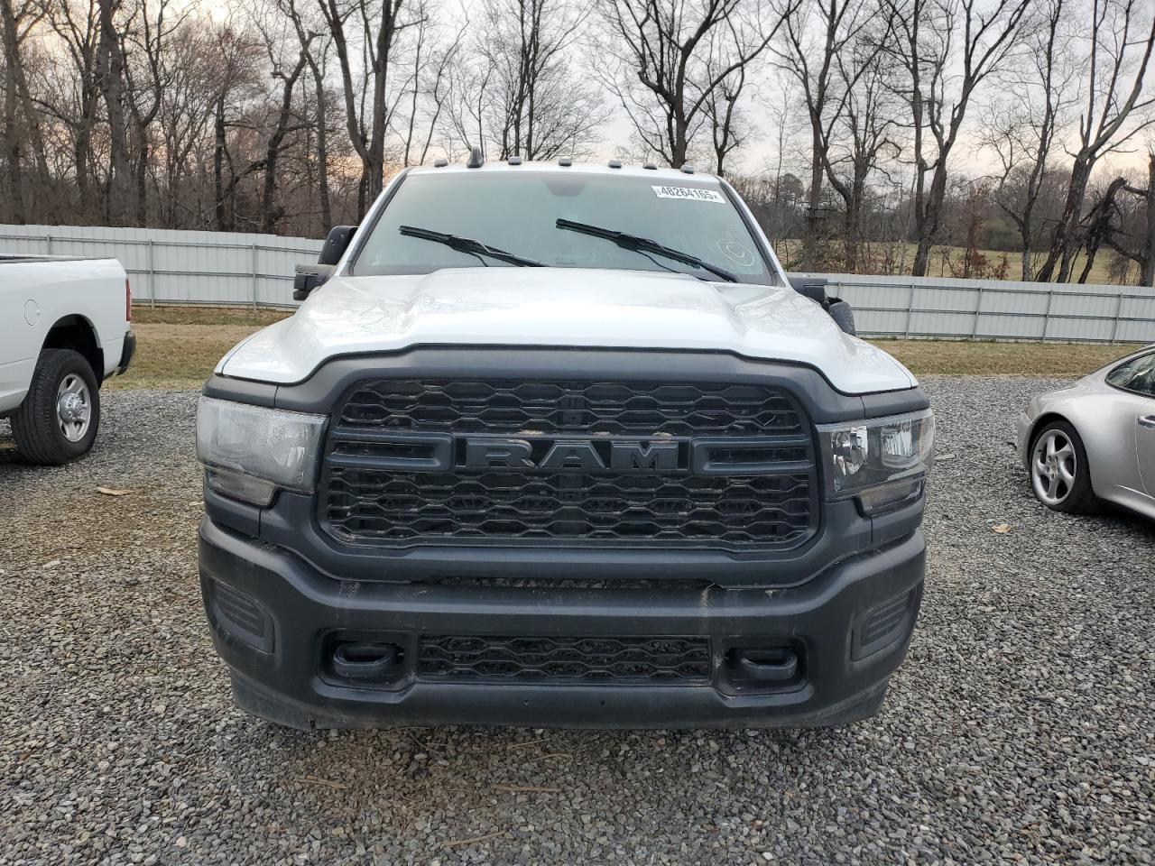 2024 Ram 3500 Tradesman - Фото 5