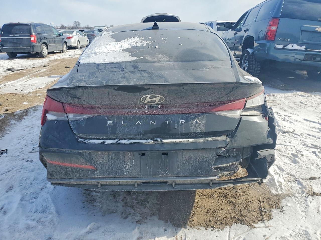 2025 Hyundai Elantra Sel Sport - Image 6