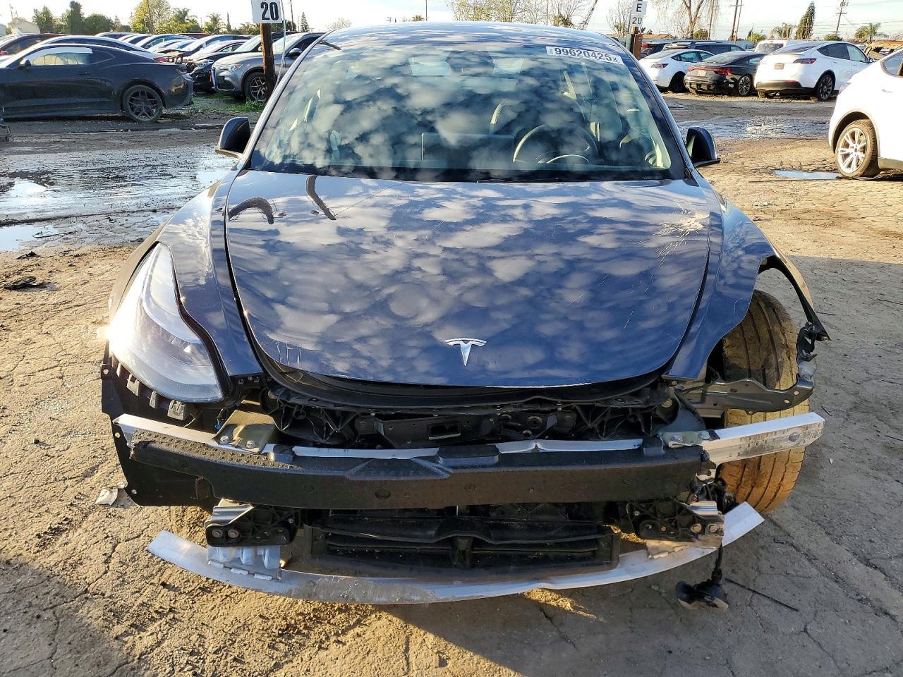 2022 Tesla Model 3 - Image 5