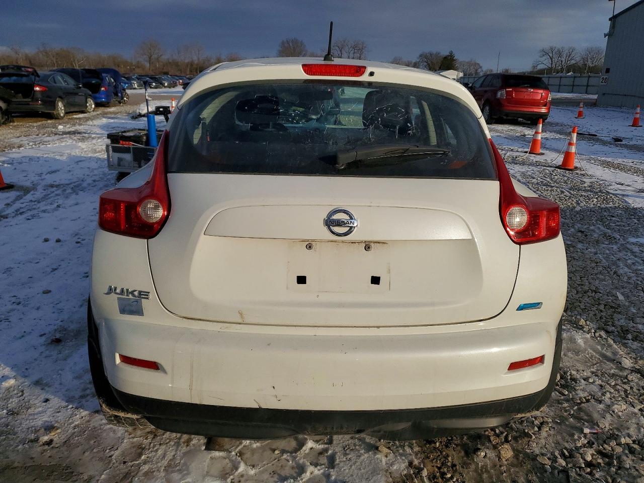2014 Nissan Juke S - Фото 6