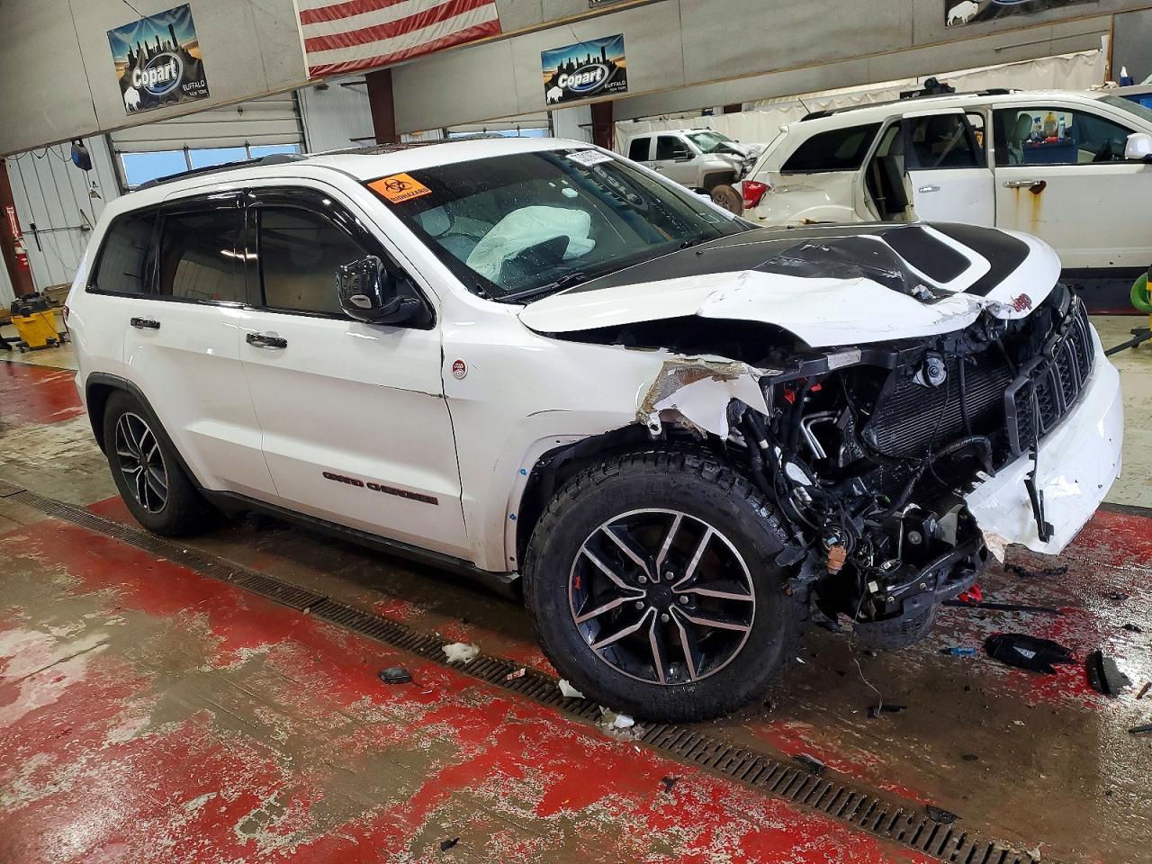 2021 Jeep Grand Cherokee Trailhawk - Фото 4