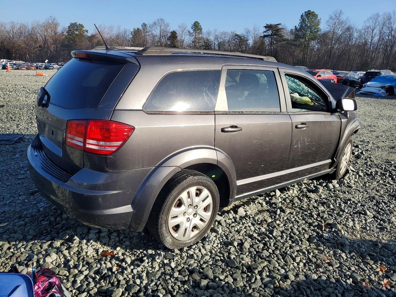 2017 Dodge Journey Se - Image 3