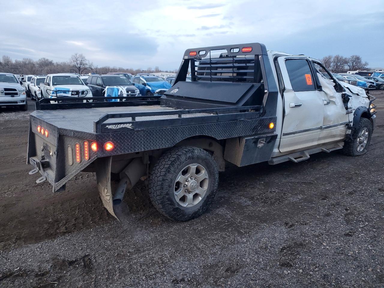 2016 Ram 2500 Slt Flatbed Truck - Image 3