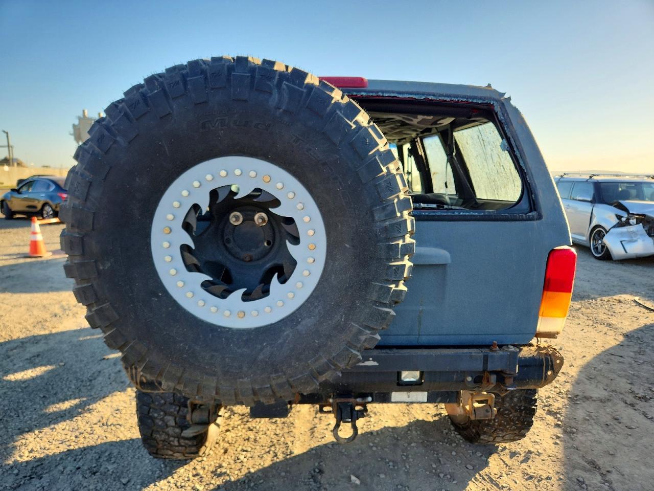 1999 Jeep Cherokee Sport - Фото 6