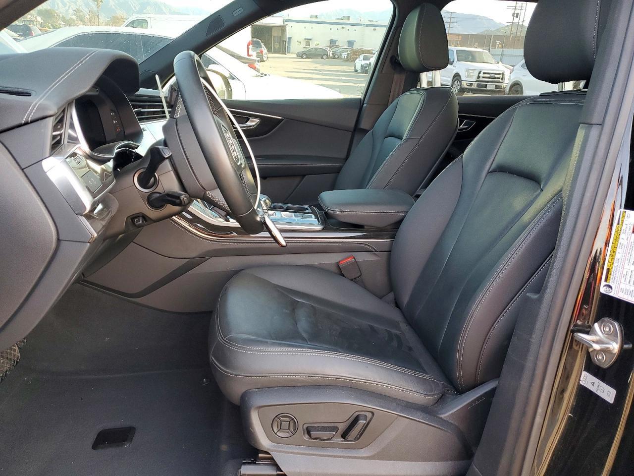 2025 Audi Q7 Premium Plus - Image 7