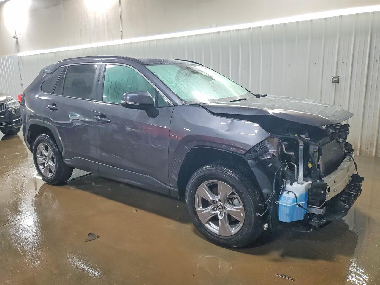 2024 Toyota Rav4 Xle - Image 4