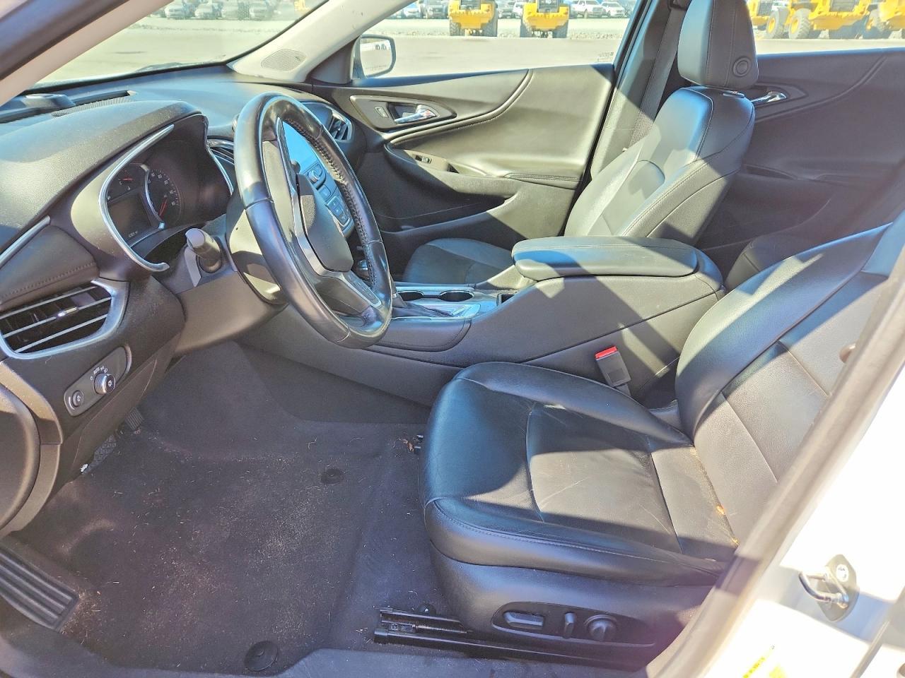 2018 Chevrolet Malibu - Image 7