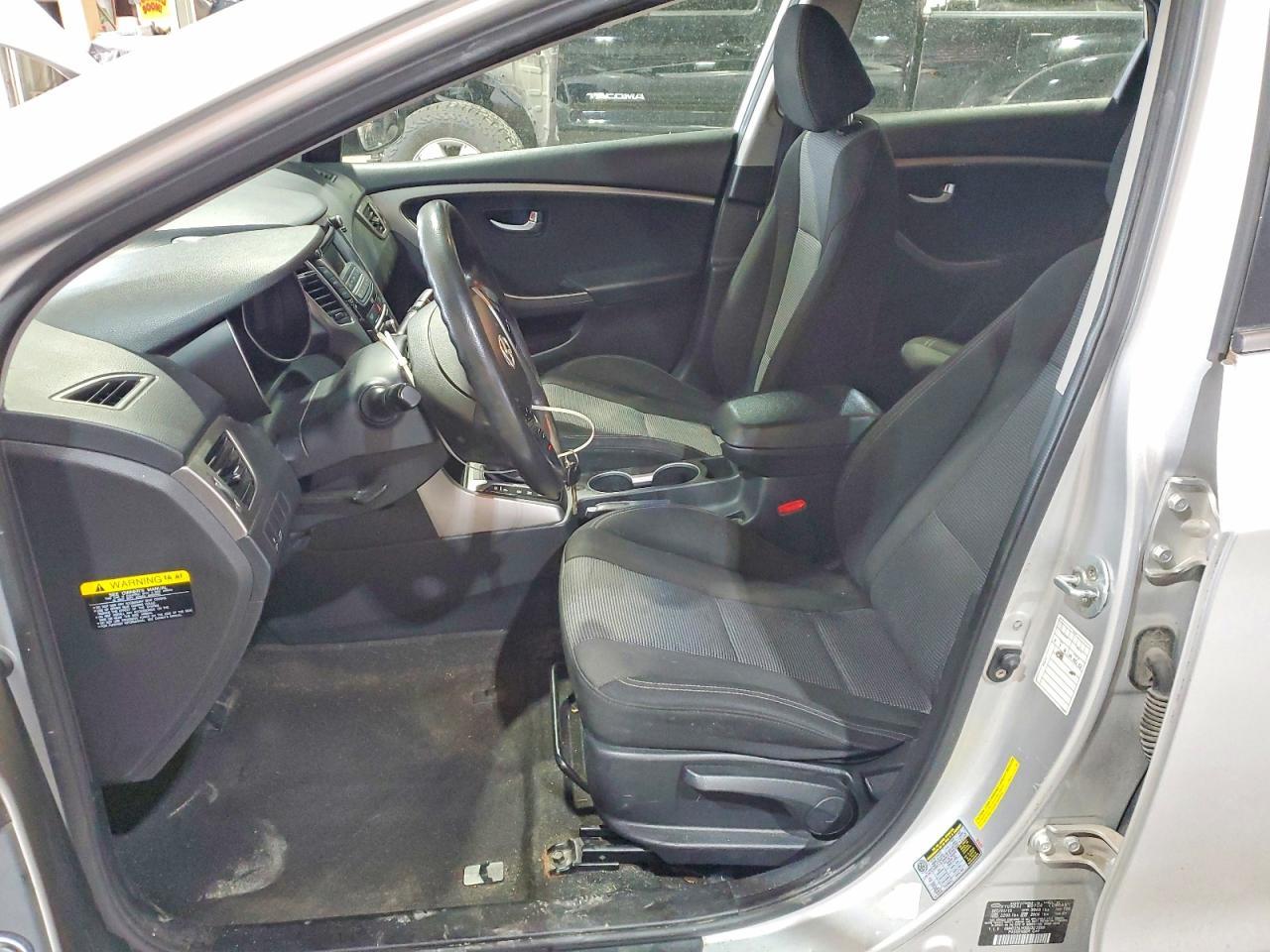 2016 Hyundai Elantra Gt Base - Фото 7