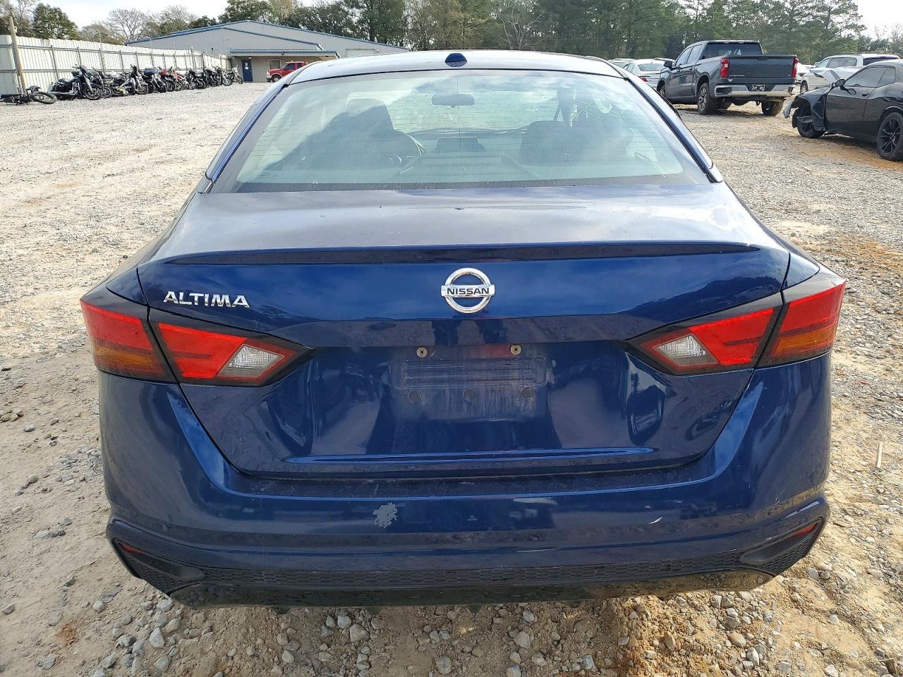 2019 Nissan Altima S - Image 6