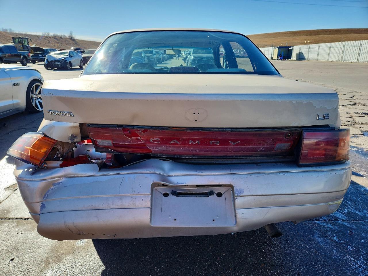 1994 Toyota Camry Le - Фото 6
