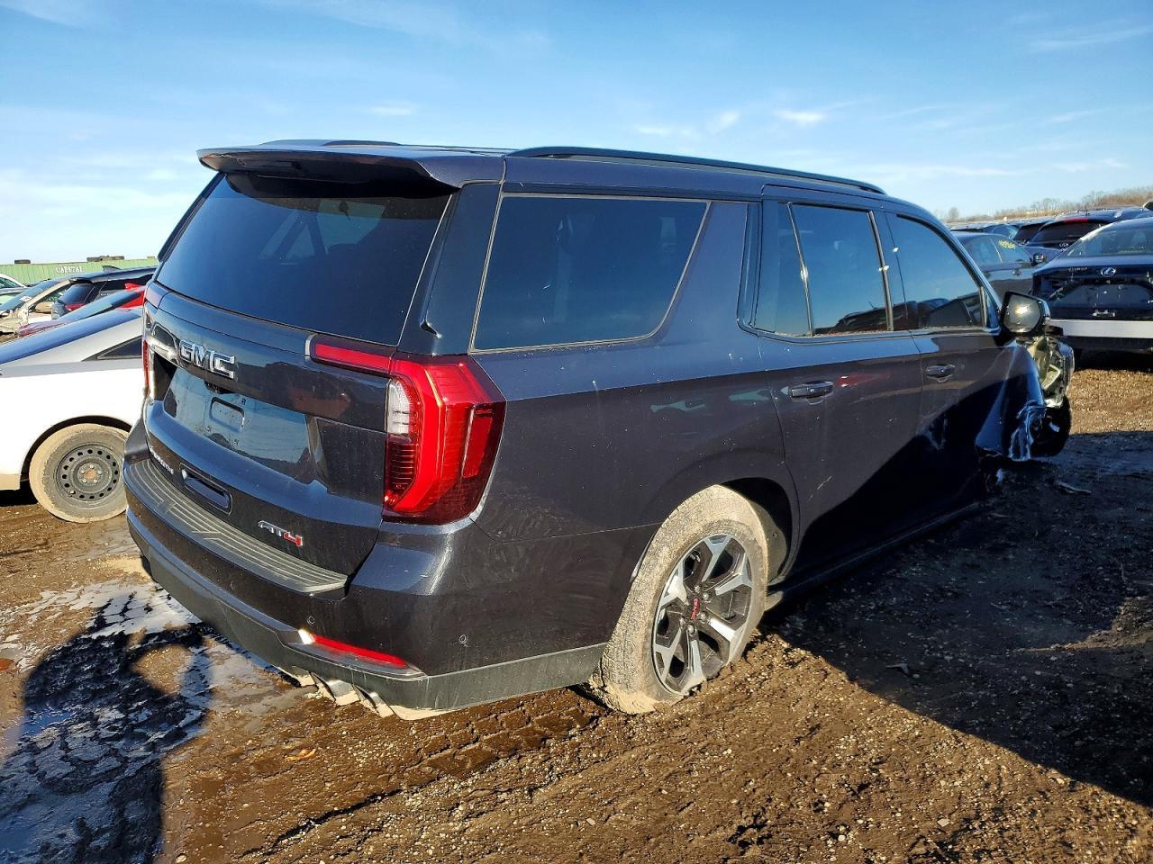 2025 GMC Yukon At4 Ultimate - Image 3