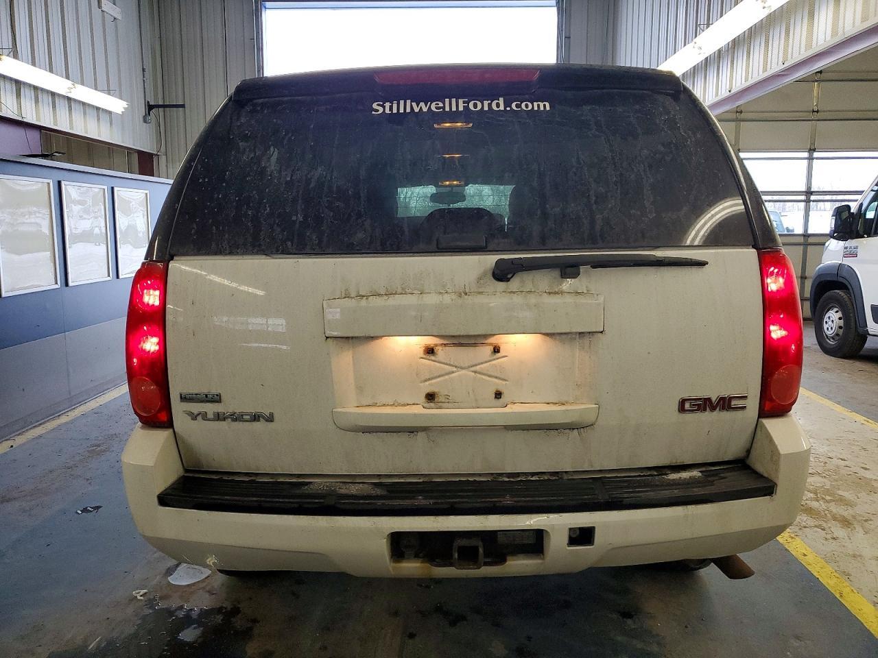 2011 GMC Yukon Sle - Фото 6
