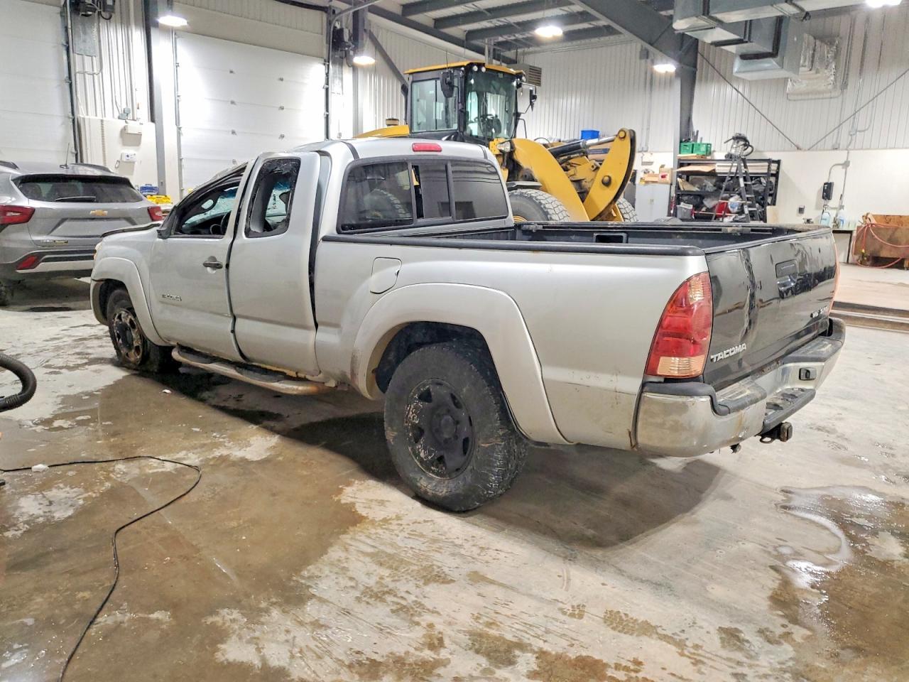 2005 Toyota Tacoma Access Cab - Фото 2