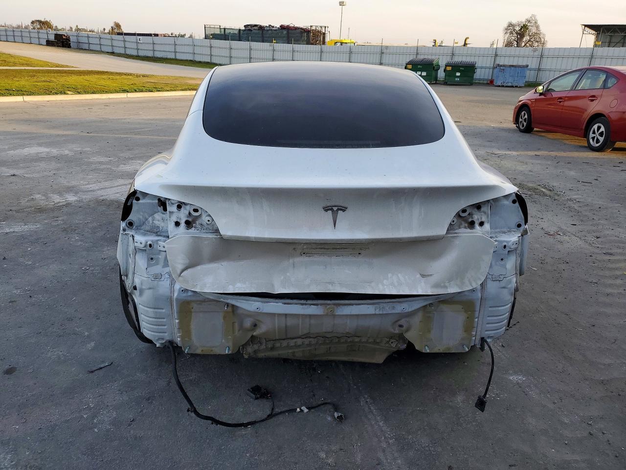 2023 Tesla Model 3 - Фото 6