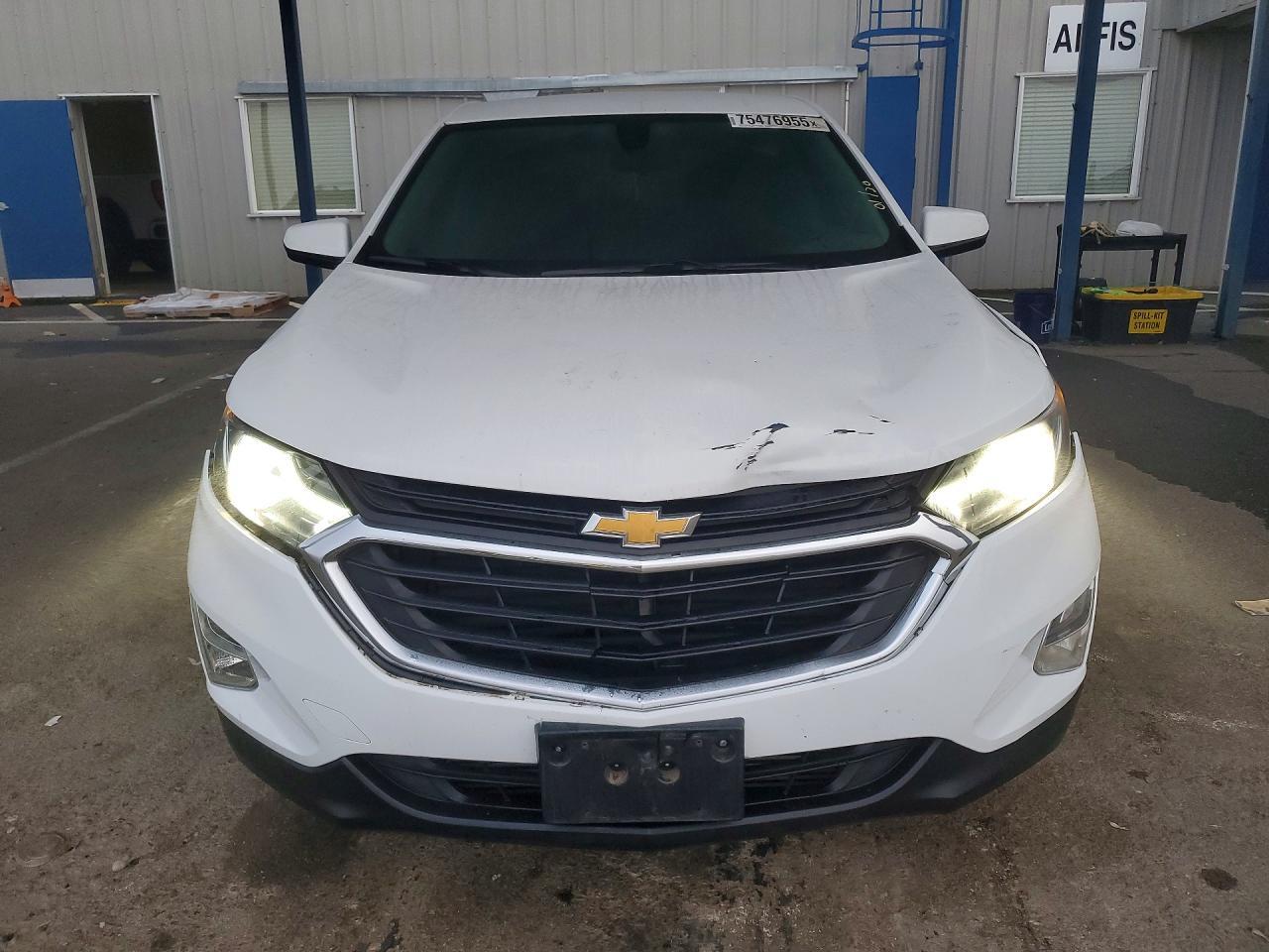 2019 Chev Equinox - Image 5