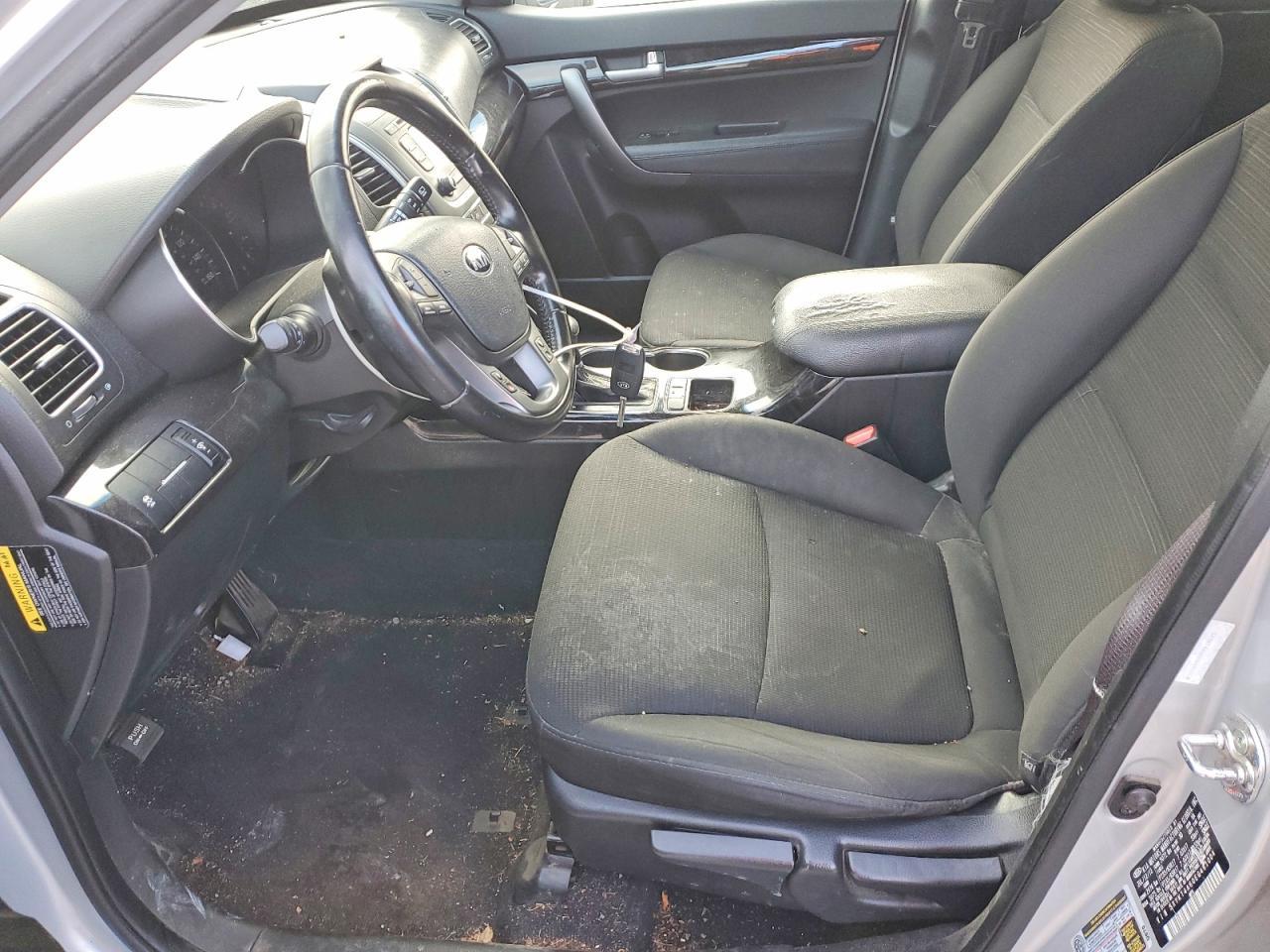 2014 Kia Sorento Lx - Image 7