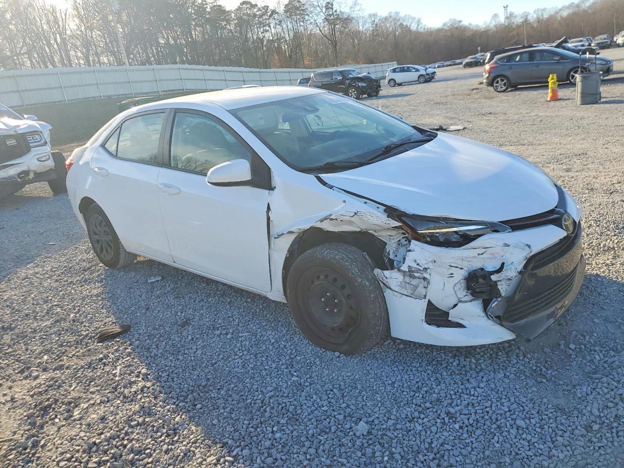 2017 Toyota Corolla L - Фото 4