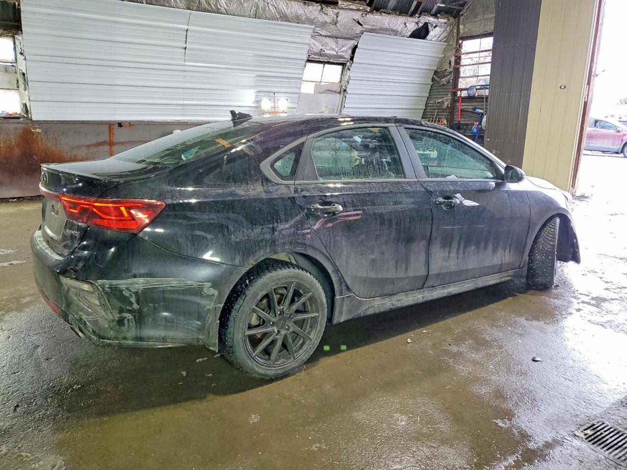 2021 Kia Forte Gt Line - Фото 3