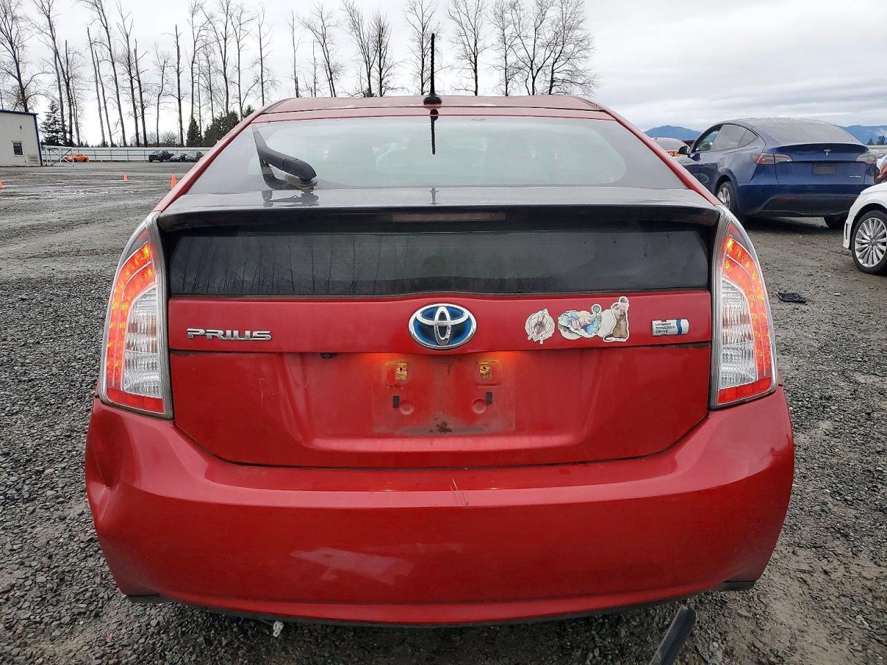 2014 Toyota Prius - Фото 6