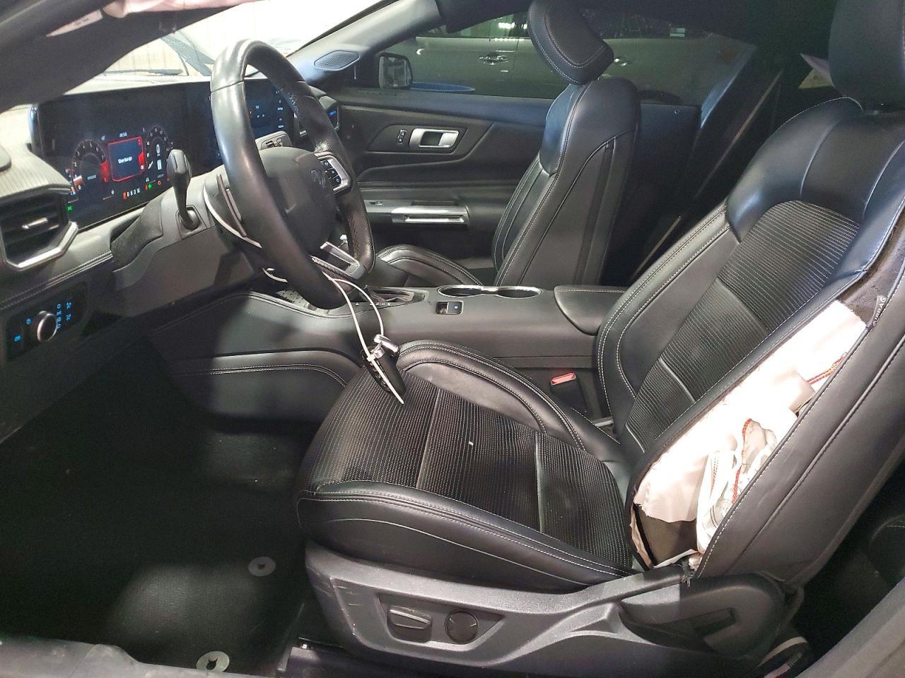 2024 Ford Mustang Gt - Фото 7