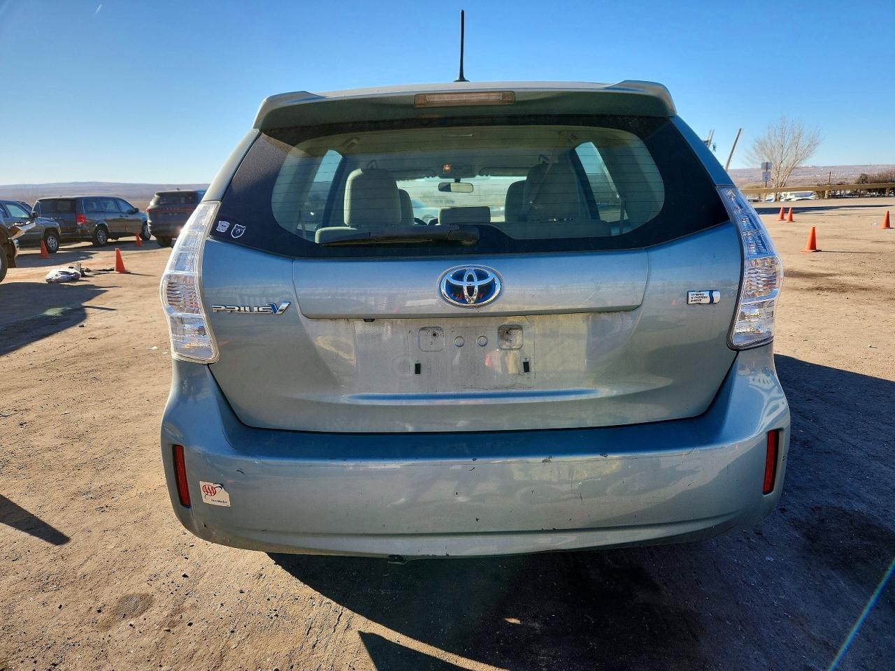 2013 Toyota Prius V - Image 6