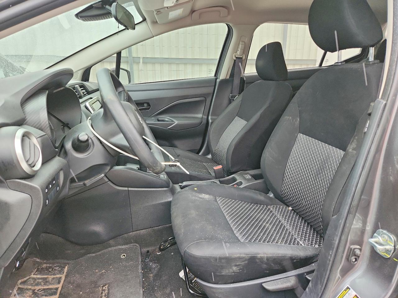 2024 Nissan Versa S - Image 7