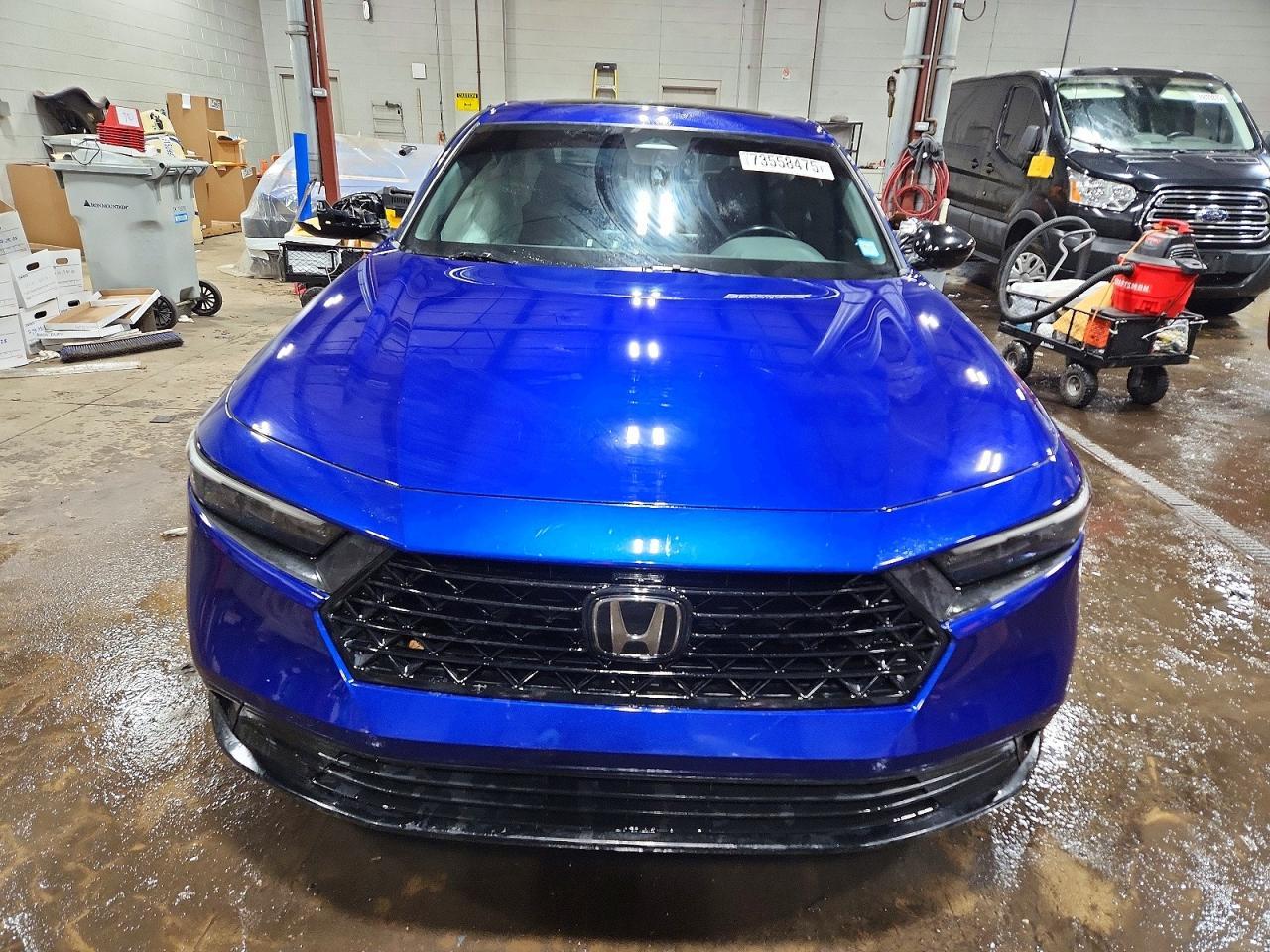 2023 Honda Accord Hybrid Sport-L - Image 5
