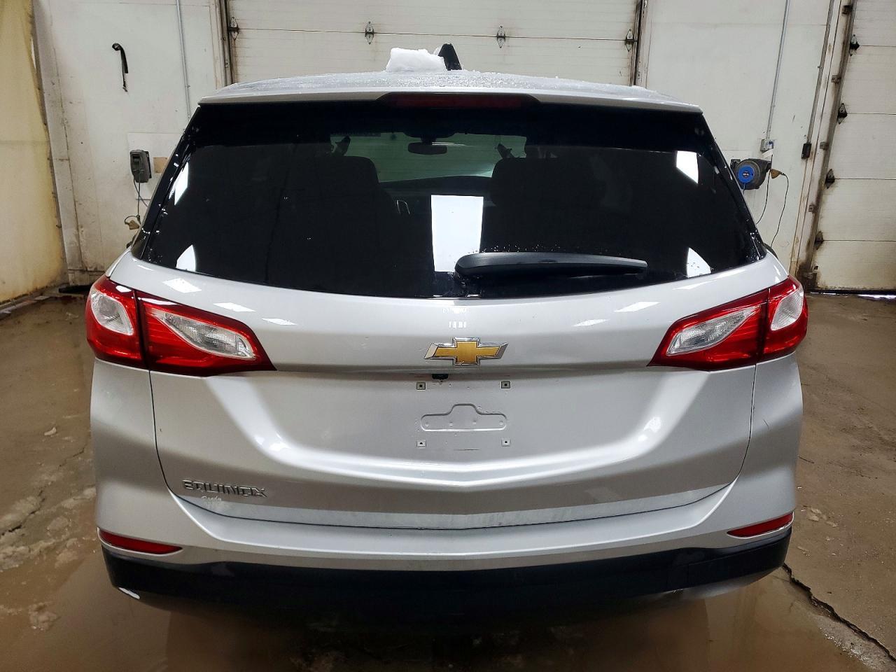 2019 Chevrolet Equinox Ls - Image 6