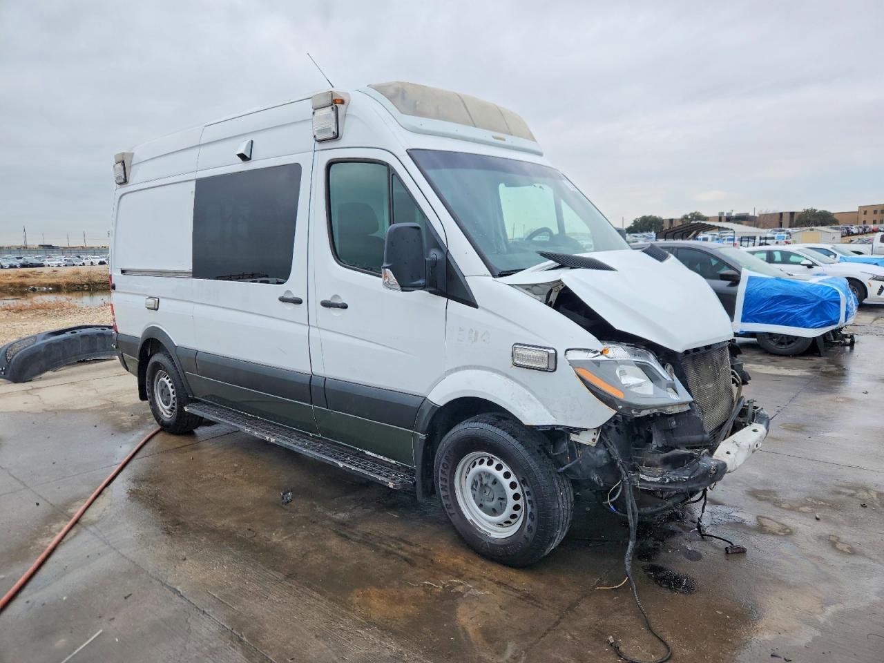2017 Benz Sprinter Cargo 2500 - Фото 4