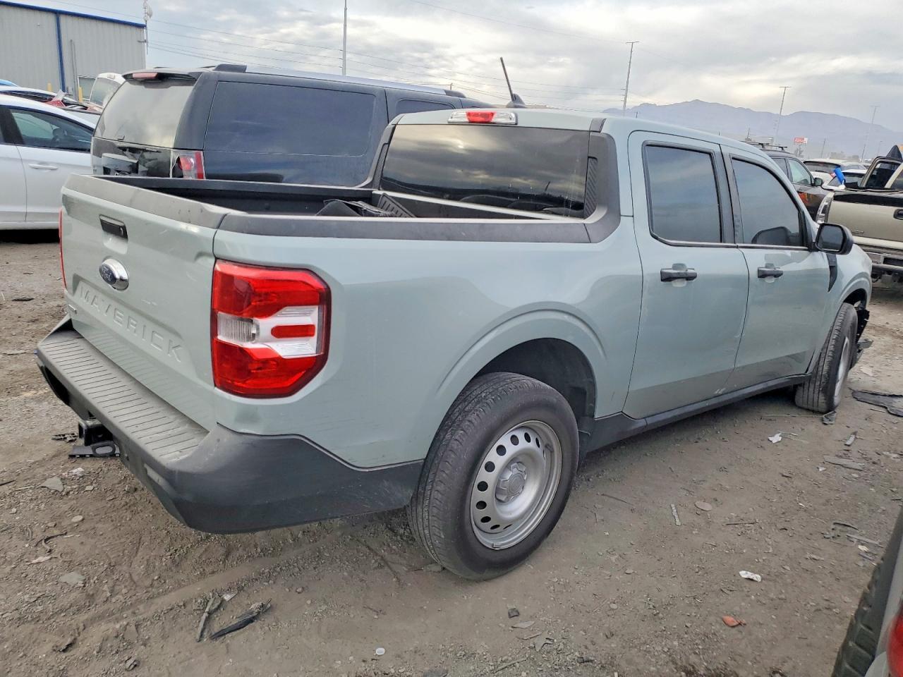 2024 Ford Maverick Xl - Image 3